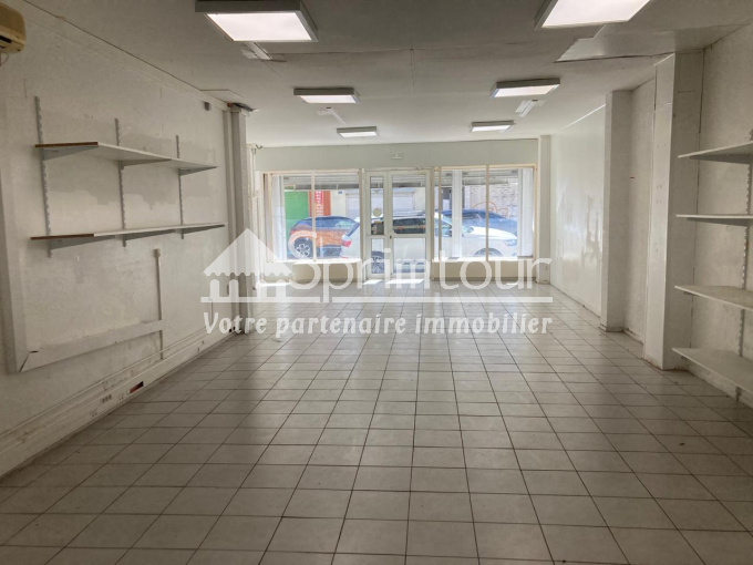 Location Immobilier Professionnel Local commercial Basse-Terre (97100)