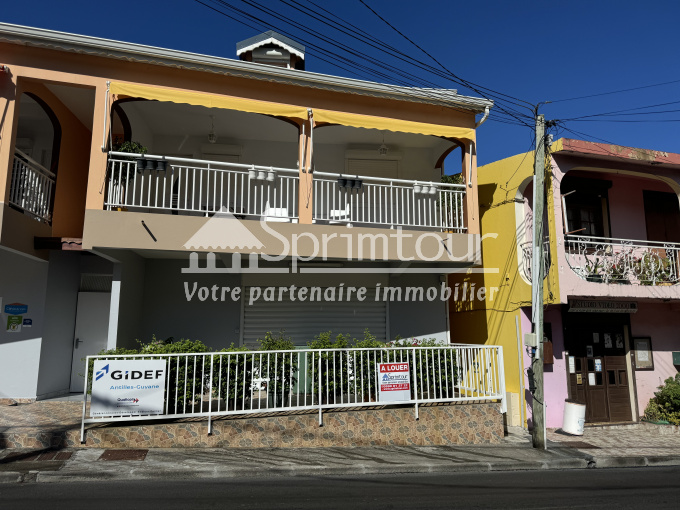 Location Immobilier Professionnel Local professionnel Pointe-Noire (97116)